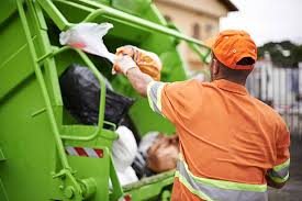 Best Commercial Junk Removal  in Trenton, FL